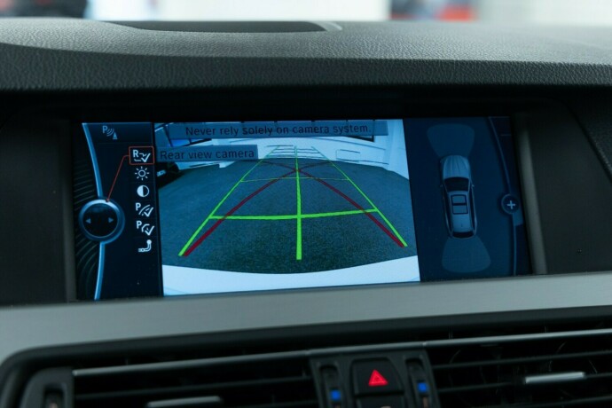 bmw-m550d-diesel-2012-big-14