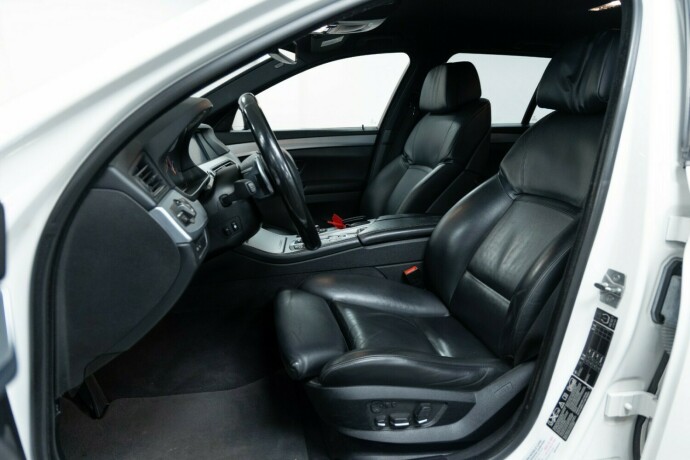 bmw-m550d-diesel-2012-big-4