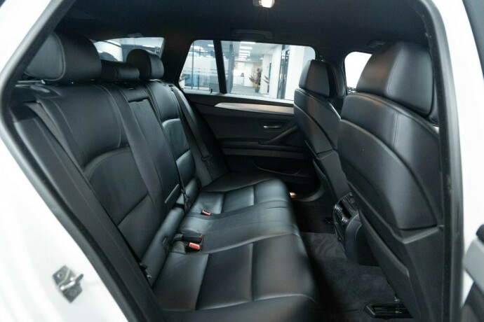 bmw-m550d-diesel-2012-big-9