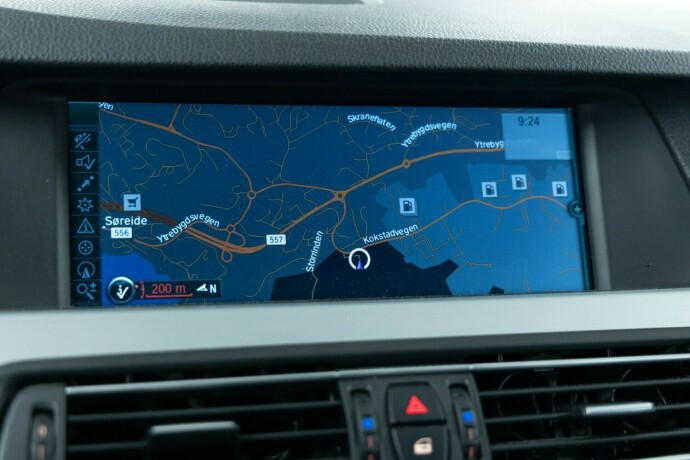 bmw-m550d-diesel-2012-big-15