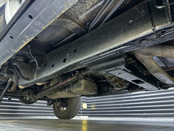 gmc-sierra-bensin-2008-big-24