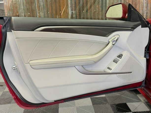 cadillac-cts-bensin-2011-big-19