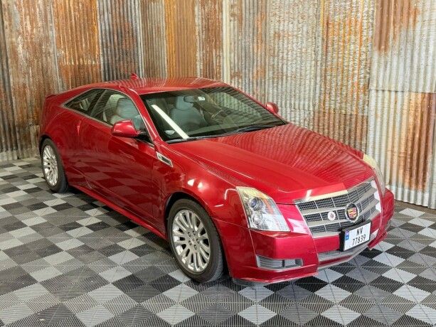 cadillac-cts-bensin-2011-big-1
