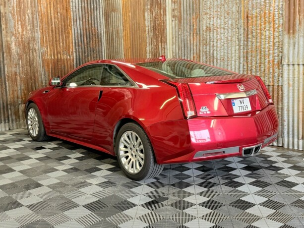 cadillac-cts-bensin-2011-big-9