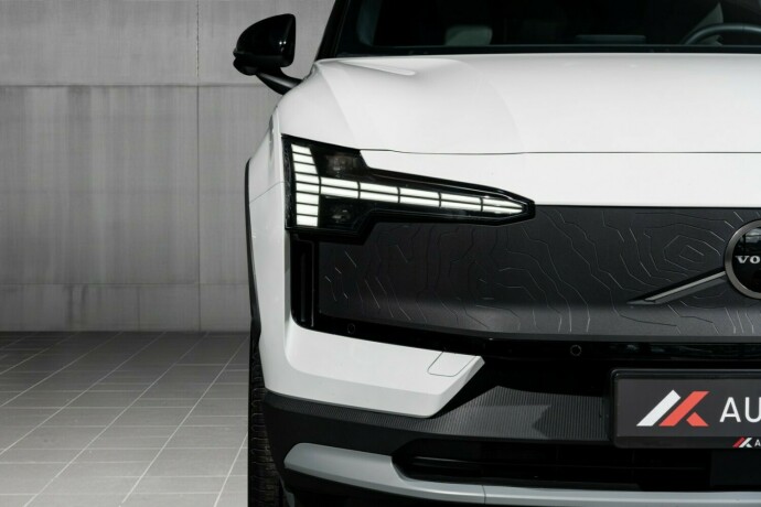 volvo-ex30-elektrisitet-2025-big-39
