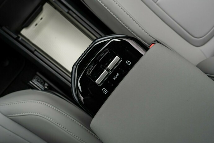 volvo-ex30-elektrisitet-2025-big-31