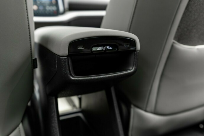 volvo-ex30-elektrisitet-2025-big-33