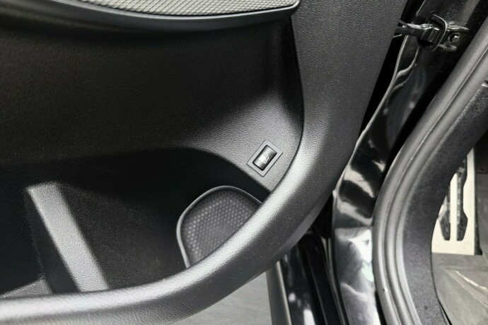 bmw-x5-elektrisitetbensin-2020-big-20