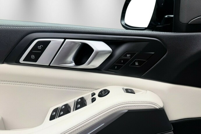 bmw-x5-elektrisitetbensin-2020-big-22