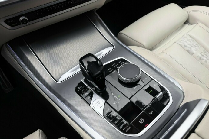 bmw-x5-elektrisitetbensin-2020-big-42