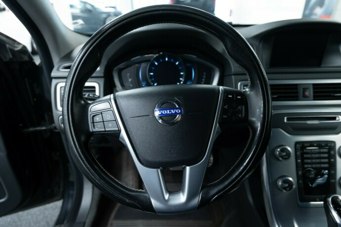 volvo-v70-diesel-2015-big-11