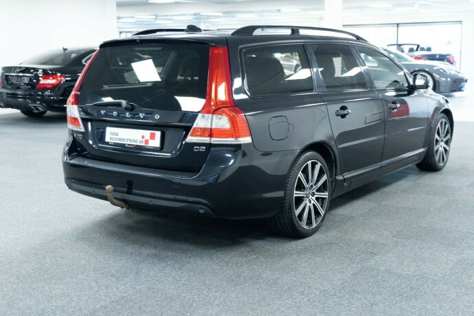 volvo-v70-diesel-2015-big-2