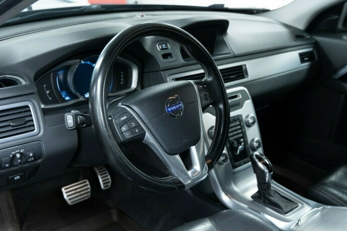 volvo-v70-diesel-2015-big-5