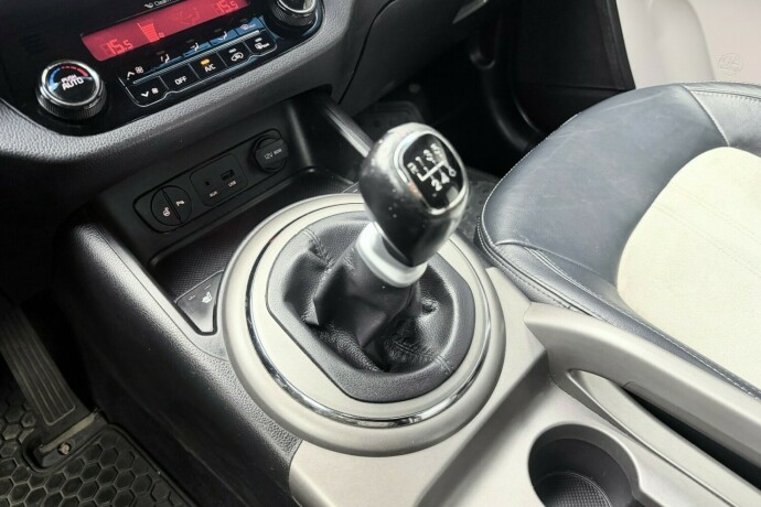 kia-sportage-bensin-2014-big-21
