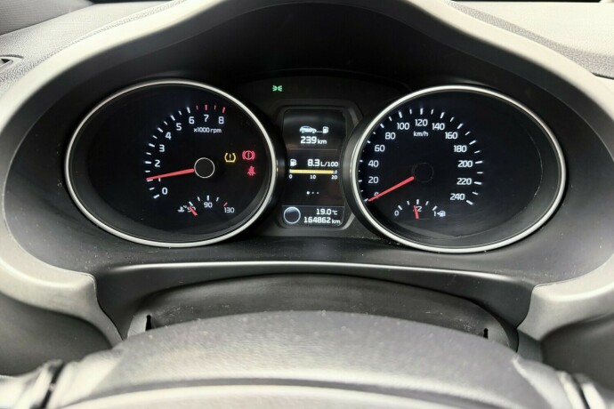 kia-sportage-bensin-2014-big-17