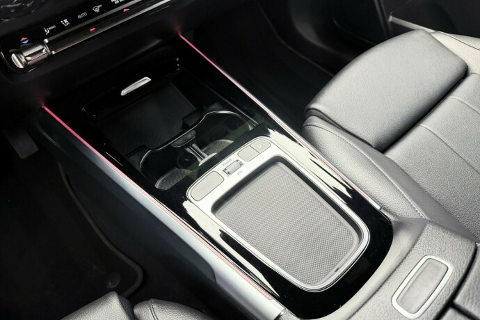 mercedes-benz-eqb300-elektrisitet-2024-big-41