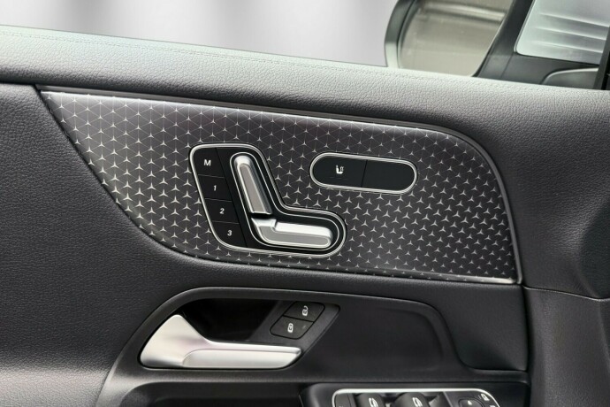 mercedes-benz-eqb300-elektrisitet-2024-big-17