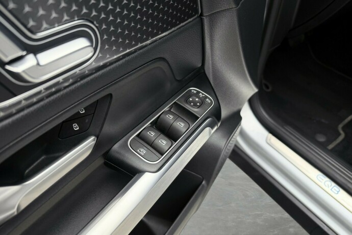 mercedes-benz-eqb300-elektrisitet-2024-big-16