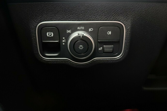 mercedes-benz-eqb300-elektrisitet-2024-big-27
