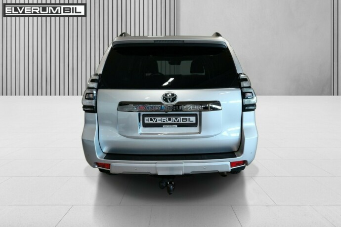 toyota-land-cruiser-diesel-2021-big-6