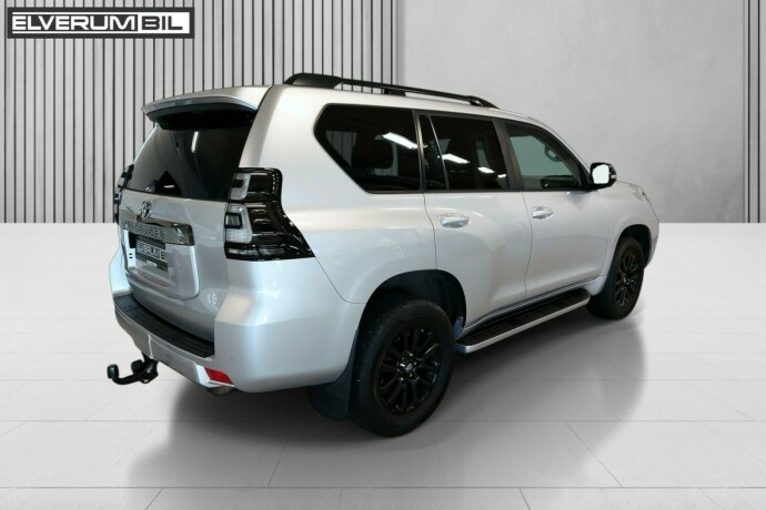 toyota-land-cruiser-diesel-2021-big-9