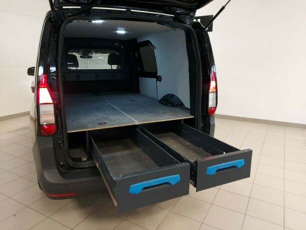 volkswagen-caddy-maxi-diesel-2024-big-28