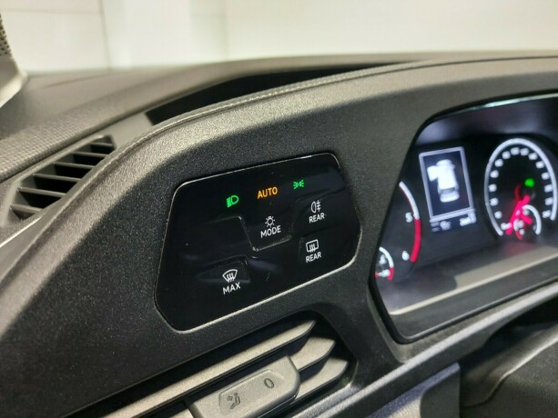 volkswagen-caddy-maxi-diesel-2024-big-32