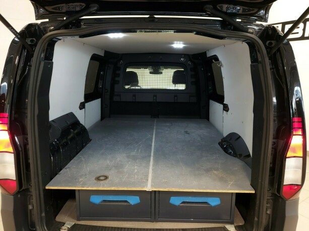 volkswagen-caddy-maxi-diesel-2024-big-27