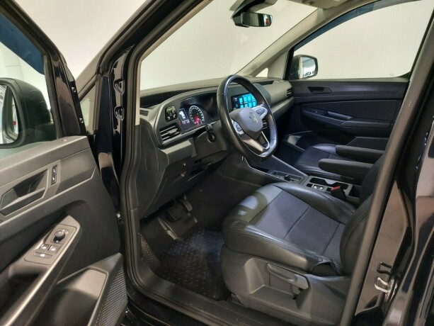 volkswagen-caddy-maxi-diesel-2024-big-17