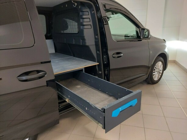 volkswagen-caddy-maxi-diesel-2024-big-26
