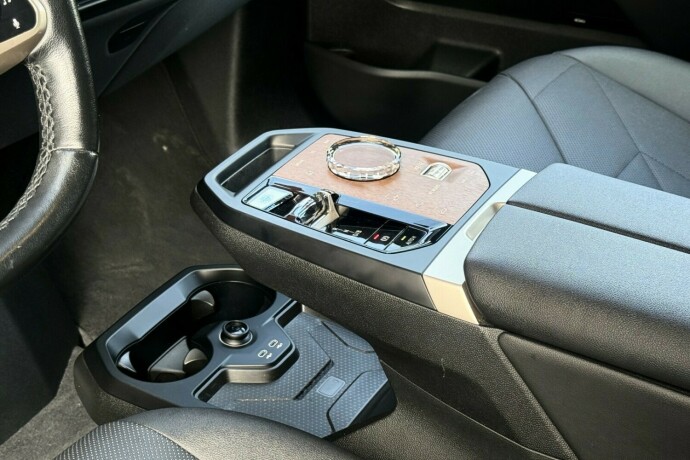 bmw-ix-elektrisitet-2022-big-21