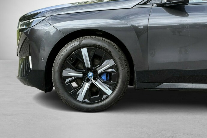 bmw-ix-elektrisitet-2022-big-5