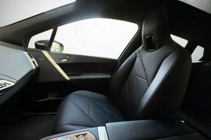bmw-ix-elektrisitet-2022-big-20