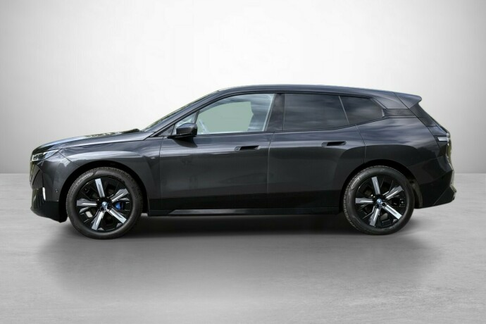 bmw-ix-elektrisitet-2022-big-6