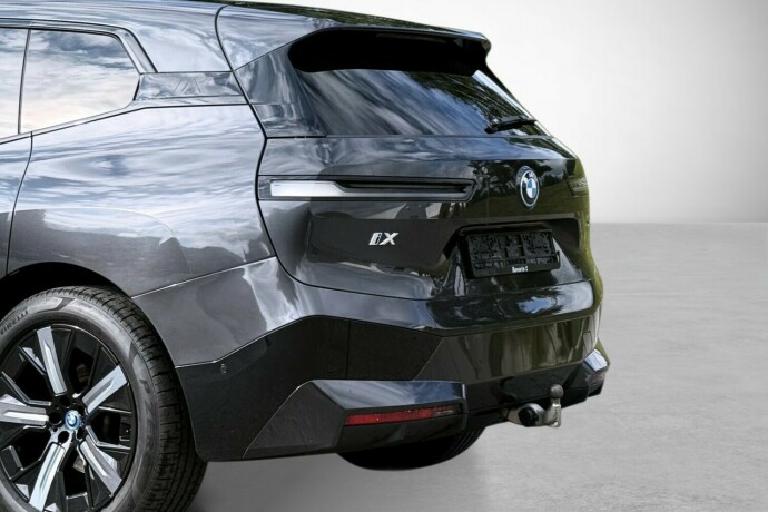 bmw-ix-elektrisitet-2022-big-9