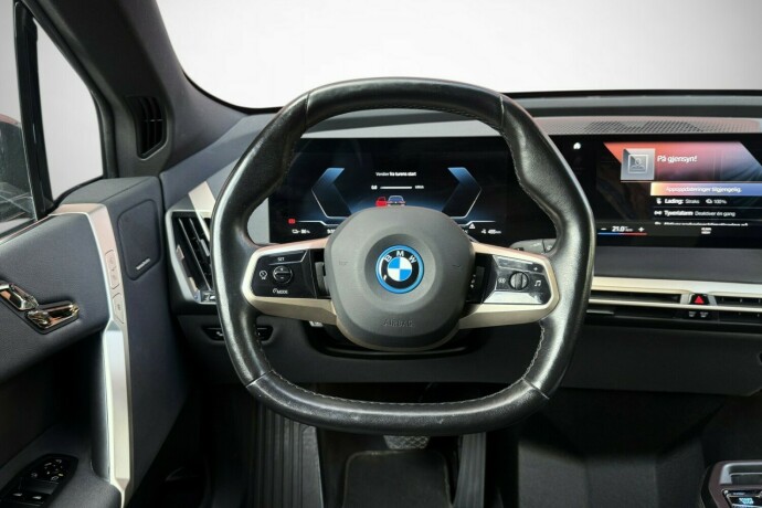 bmw-ix-elektrisitet-2022-big-39