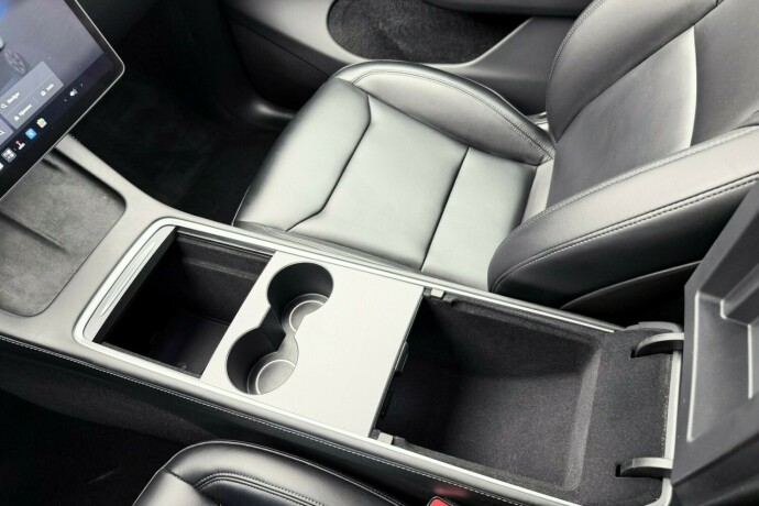 tesla-model-y-elektrisitet-2025-big-29