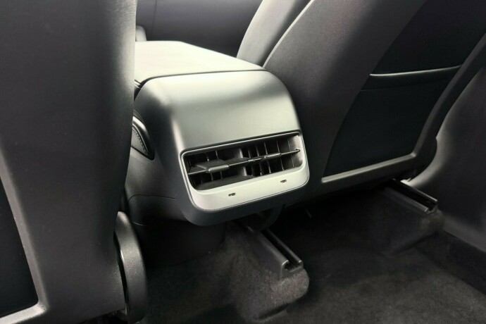 tesla-model-y-elektrisitet-2025-big-31