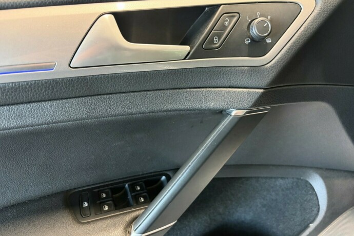 volkswagen-golf-elektrisitet-2016-big-16