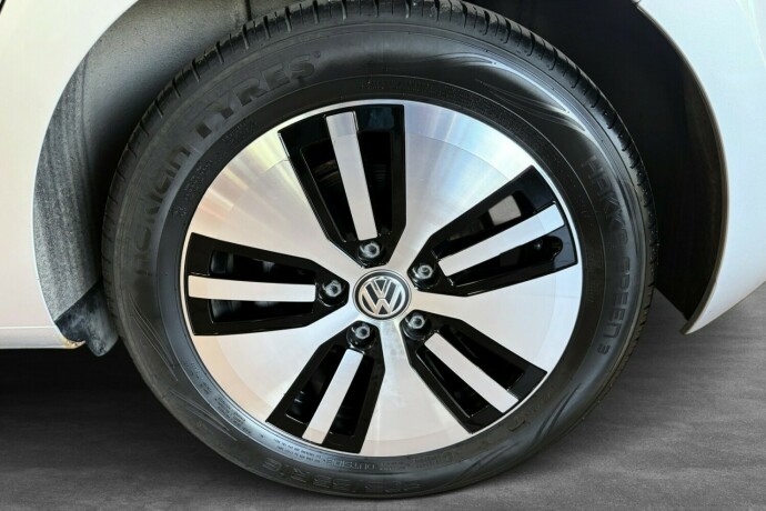 volkswagen-golf-elektrisitet-2016-big-25