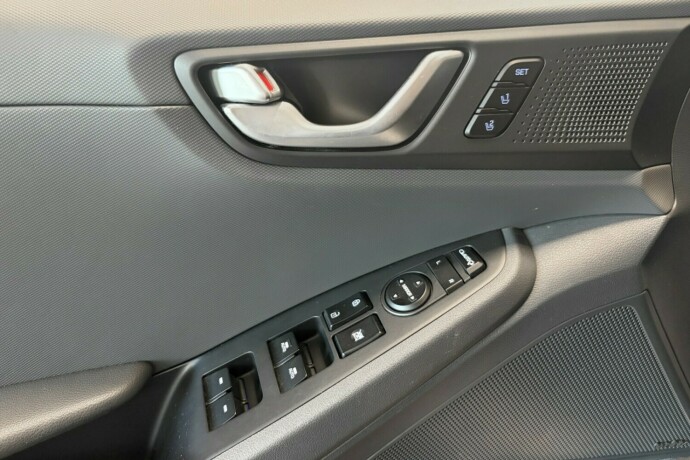hyundai-ioniq-elektrisitetbensin-2019-big-13