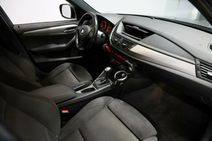 bmw-x1-diesel-2012-big-9