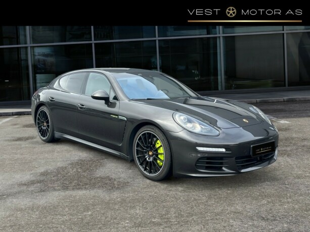 porsche-panamera-s-elektrisitetbensin-2016-big-0