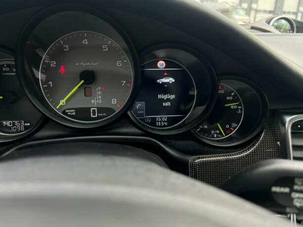 porsche-panamera-s-elektrisitetbensin-2016-big-34