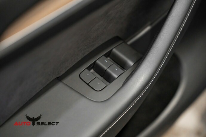 tesla-model-y-elektrisitet-2021-big-11