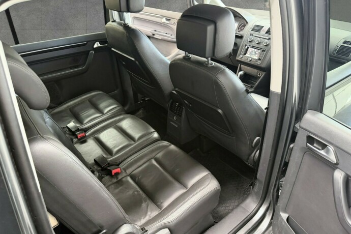 volkswagen-touran-diesel-2015-big-27