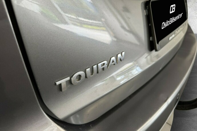 volkswagen-touran-diesel-2015-big-31