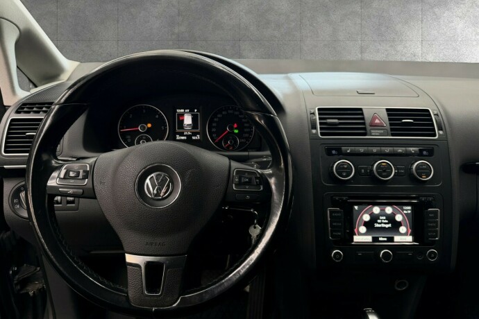 volkswagen-touran-diesel-2015-big-17