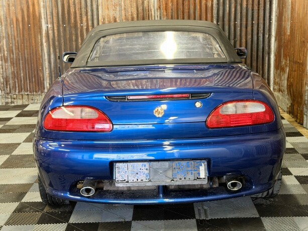 mg-f-bensin-1998-big-31