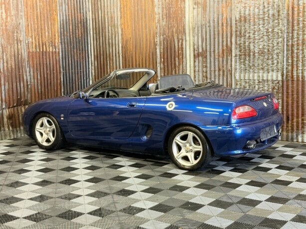 mg-f-bensin-1998-big-8